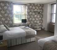 Bedroom 2 Stanley Arms Hotel