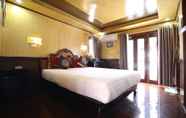 Kamar Tidur 6 Legend White Dolphin Cruise