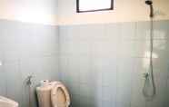 Toilet Kamar 3 Smiley Frog