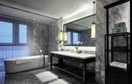 In-room Bathroom 4 Primus Hotel Shanghai Sanjiagang