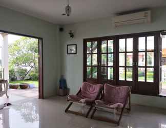 Lobby 2 Keerawan House Rim Khong