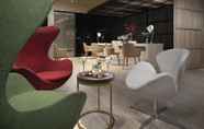 Bar, Cafe and Lounge 4 The Level at Melia Castilla