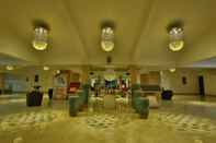 Lobby Treat Resort