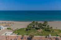 Nearby View and Attractions Beachfront 4BR Big groups or 2 families