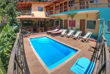 游泳池 Farofa Loca Hostel