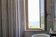 Toilet Kamar Milazzo Beach