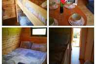 Kamar Tidur Cosy Camping Suffolk