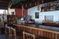 Bar, Kafe, dan Lounge Nipa Hauz Resort