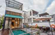 พื้นที่สาธารณะ 2 Deluxe Villa in Mingyue Mountain and Stream