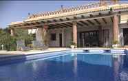 Swimming Pool 3 Villa Zahar