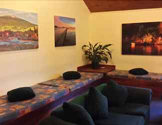 Sảnh chờ 2 Tongariro River Retreat - Hostel