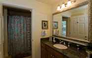 In-room Bathroom 5 Reunion Resort Homes by Atlas VH