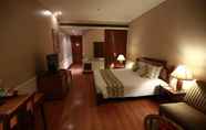 Bedroom 3 DLF Club 4