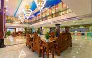 Lobi 6 Guilin Crown Prince Hotel