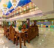 Lobi 6 Guilin Crown Prince Hotel