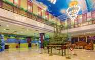 Lobi 5 Guilin Crown Prince Hotel