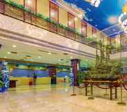 Lobi 5 Guilin Crown Prince Hotel
