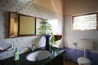 In-room Bathroom Hanchina Mane Home Stay