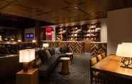 Bar, Cafe and Lounge 6 Four Points by Sheraton Nagoya, Chubu International Airport