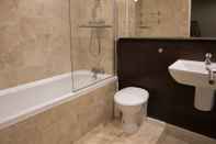 In-room Bathroom StayCentral Apartments - Buchanan Street