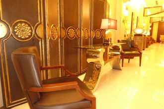 Lobby 4 Luxury Condo at Forbeswood Parklane
