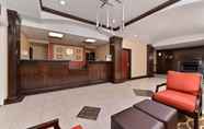 Lobi 3 Comfort Inn & Suites