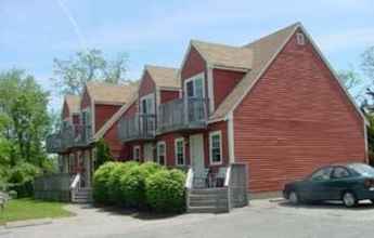 Bangunan 4 Blue Spruce Motel & Townhouses