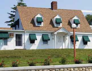 Exterior 2 Blue Spruce Motel & Townhouses