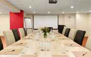 ห้องประชุม 4 Ramada by Wyndham Hounslow - Heathrow East