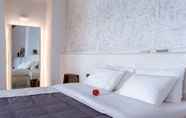 Kamar Tidur 5 Andronis Luxury Suites