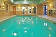 Swimming Pool Holiday Inn Express Hotel & Suites Ottawa Airport, an IHG Hotel