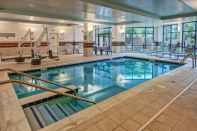 Swimming Pool Courtyard by Marriott Newport News Airport