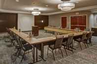 ห้องประชุม Courtyard by Marriott Newport News Airport