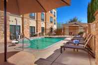 Swimming Pool Springhill Suites by Marriott Thatcher