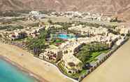 Tempat Tarikan Berdekatan 4 Miramar Al Aqah Beach Resort