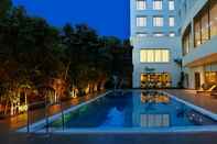 Swimming Pool Park Plaza Chennai OMR