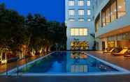 Swimming Pool 5 Park Plaza Chennai OMR