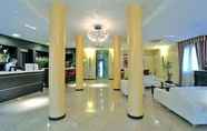 Lobi 3 Hotel Arthur