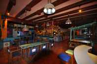 Bar, Kafe, dan Lounge Safari Hotel