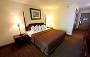 Kamar Tidur 4 Mackinaw Budget Inn