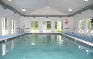 Swimming Pool 7 Mackinaw Budget Inn