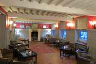 Bar, Cafe and Lounge Hostellerie Du Royal Lieu