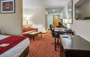 Phòng ngủ 6 Comfort Suites Salem-Roanoke I-81