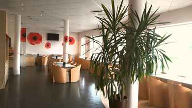 Lobi 4 B&B HOTEL Maubeuge Gare