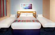 Kamar Tidur 3 Travelodge Heathrow Terminal 5