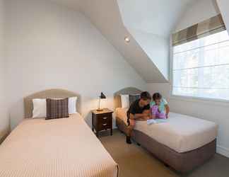 Kamar Tidur 2 Russell Cottages