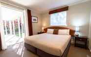 Kamar Tidur 2 Russell Cottages