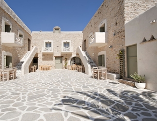 Exterior 2 Yialos Ios Hotel