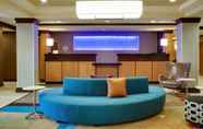 Lobi 5 Fairfield Inn & Suites Lake City