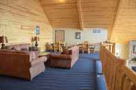 Common Space EconoLodge by Choice Hotels Rice Lake